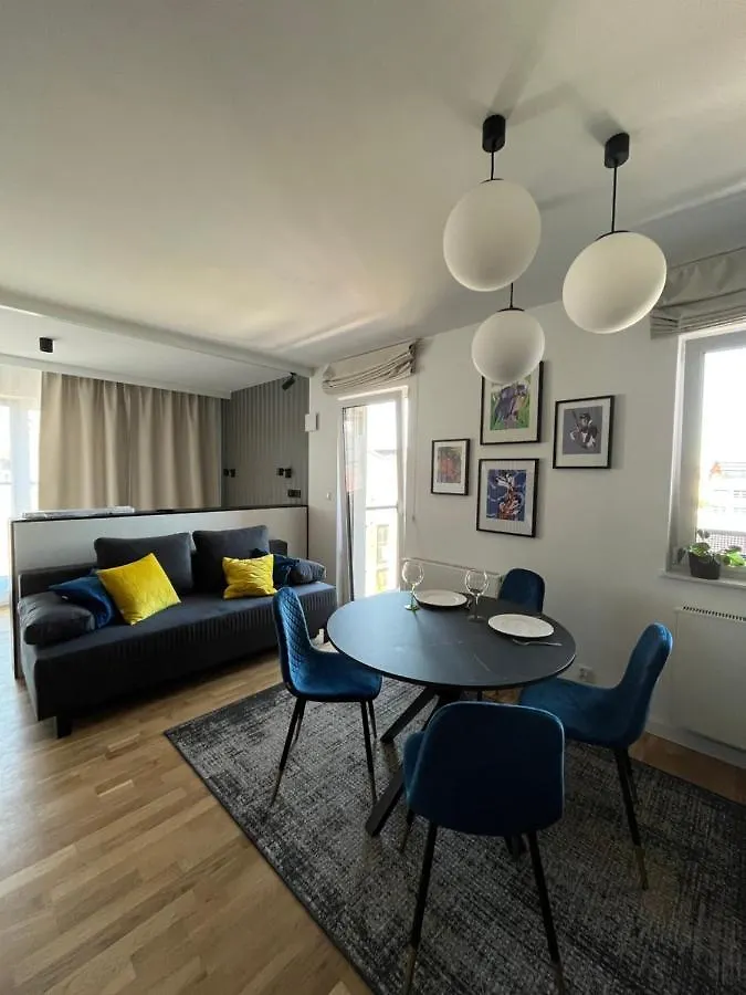 Halo Apartments Breslavia Polonia